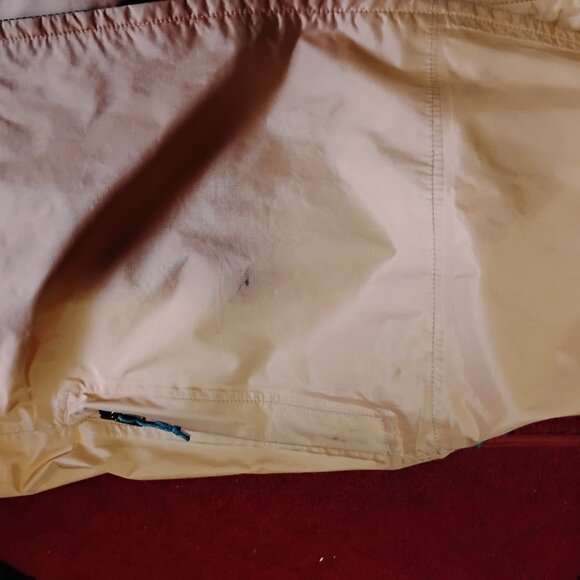 Patagonia Rain jacket, Women's Large - Picture 2 of 4